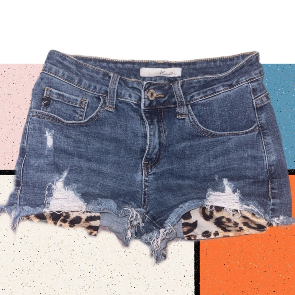 KanCan sz small Jean Shorts with Leopard Accents